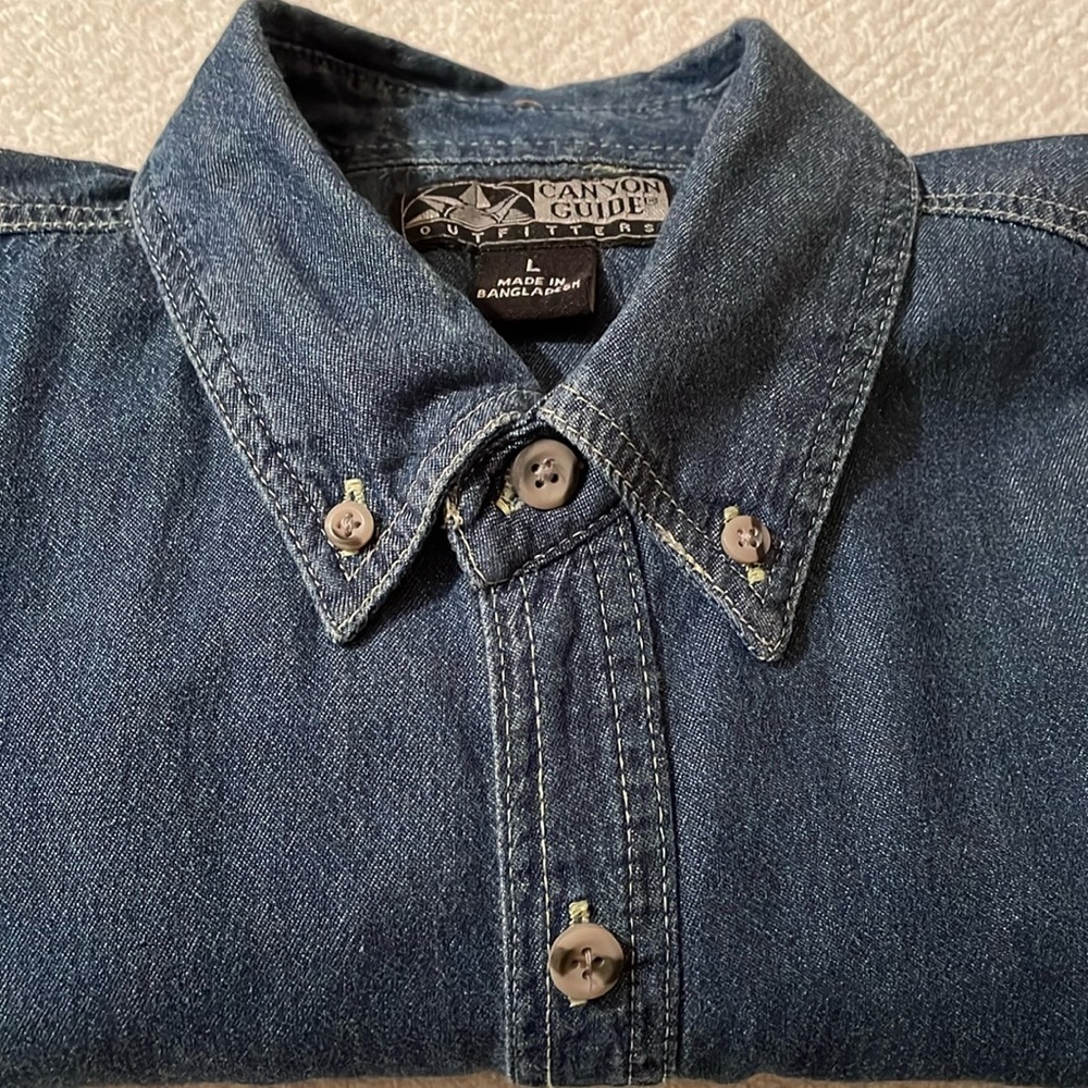 New no tags. Men’s Jeans Shirt.